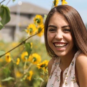 Meet your Posher, Julia